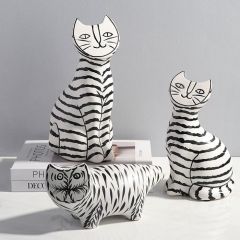 現(xiàn)代簡約抽象幾何條紋陶瓷貓擺件樣板房客廳室內(nèi)軟裝創(chuàng)意動物擺設